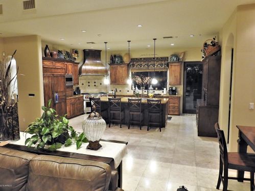 7621 Dixileta Dr, Scottsdale AZ exterior