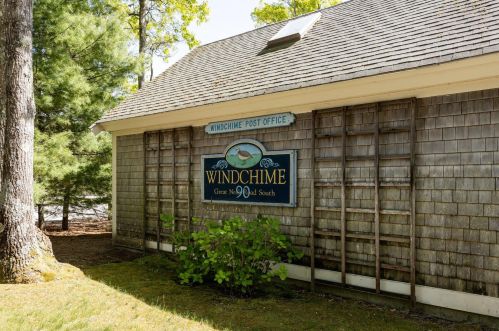 26 Gold Leaf Ln, Mashpee MA 02649-3556 exterior