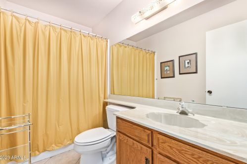 15808 8th Pl, Phoenix AZ 85042-4303 exterior