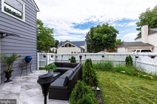 6309 Capella Ave, Springfield VA  22015-3220 exterior