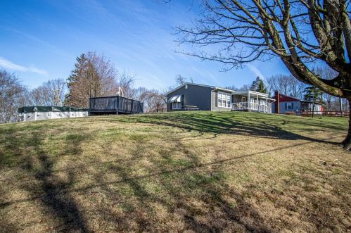 1746 Rose St, New Kensington PA  15068-3629 exterior