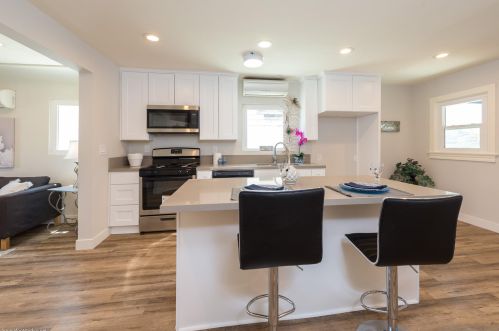 3128 Fairmount Ave, San Diego CA 92105-4230 exterior