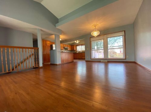 6305 Brooklyn Dr, Minneapolis, MN 55430-2024