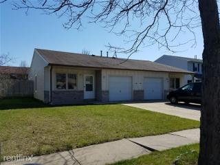 6121 72nd St, Kenosha WI  53142-3511 exterior