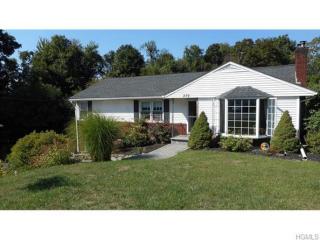 279 Carter Ave, Newburgh, NY 12550-1280