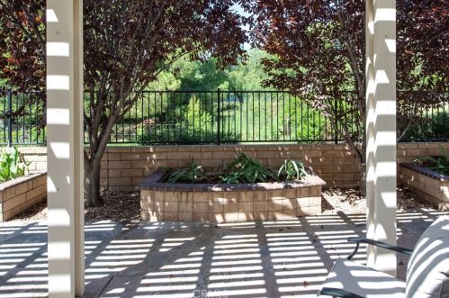 169 Canary Crk, Beaumont CA  92223-7311 exterior