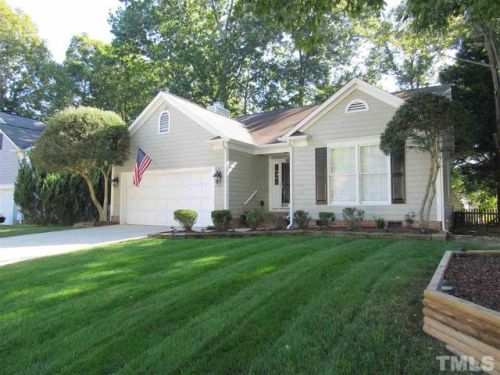 1012 Willow Ridge Dr, Knightdale, NC 27545-8854