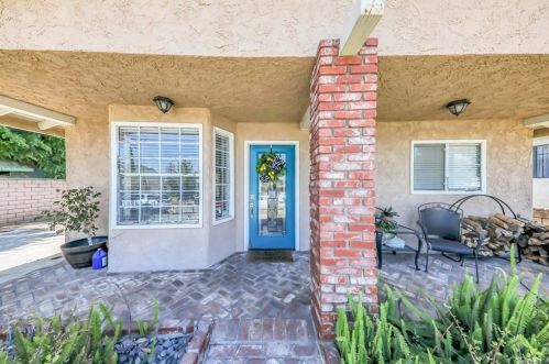 611 North Pl, Redlands CA  92373-5807 exterior
