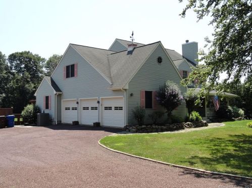 52 Line Rd, Northford, CT 06472-1076