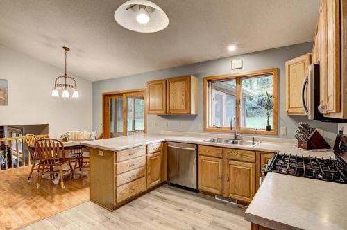 827 250th St, East Farmington WI  54020-4320 exterior