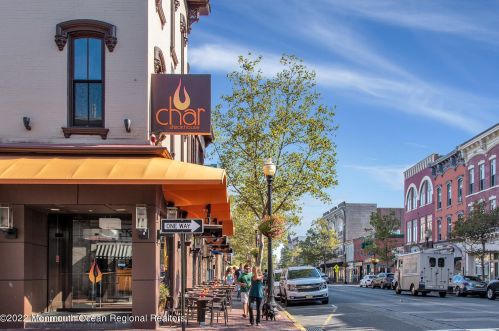 11 Fisher Pl, Tinton Falls NJ  07701-2317 exterior