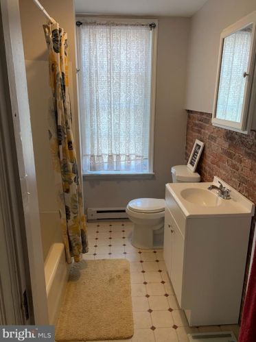 74 Evans St, Pottstown PA 19464-5547 exterior