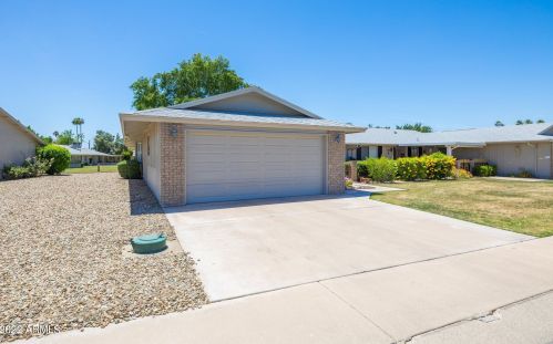 10307 Bright Angel Cir, Sun City, AZ 85351-1927