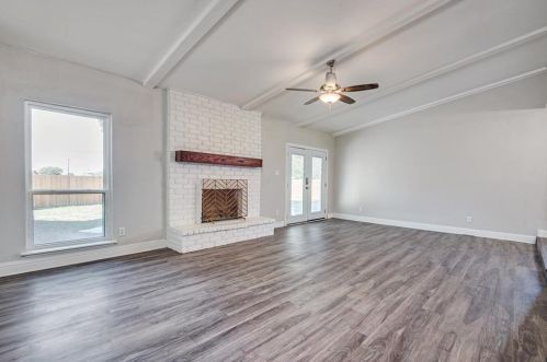 3451 Livingston Ln, Carrollton TX 75007-3212 exterior