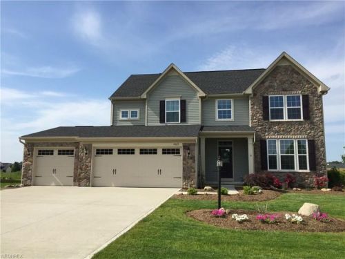 4469 Brownstone Ln, Medina, OH 44256