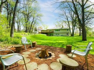 2625 County Road 101, Minneapolis, MN 55447-1642