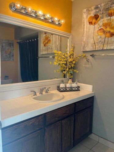 813 Cherry Ave, Greenfield CA  93927-4747 exterior