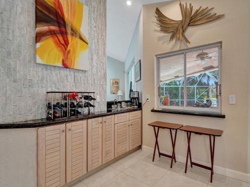 6806 Newport Lk Cir, Boca Raton FL 33496-3004 exterior