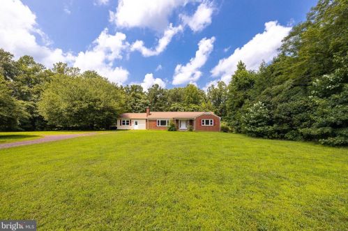 10103 Dahlgren Rd, Owens VA  22485-3704 exterior
