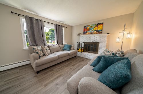 112 Forest St, Hartford CT  06118-2312 exterior