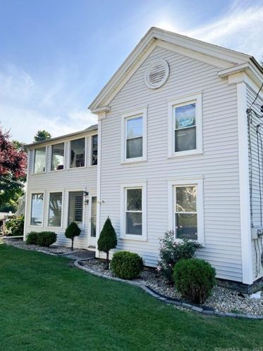 160 Main St, East Windsor, CT 06088-9653