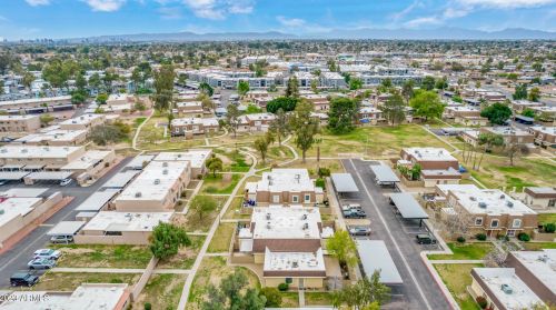 8427 34th Ave, Phoenix AZ  85051-5952 exterior