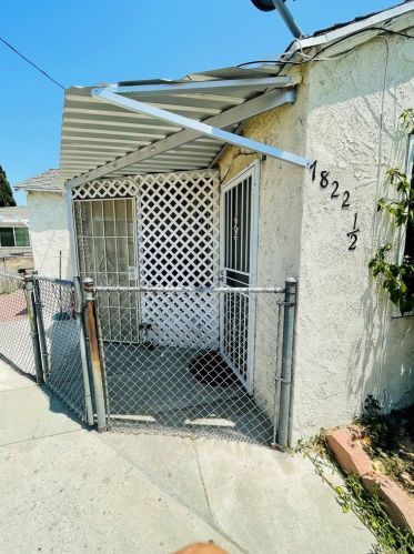 7822 Bell Gardens Ave, Bell CA  90201-5407 exterior