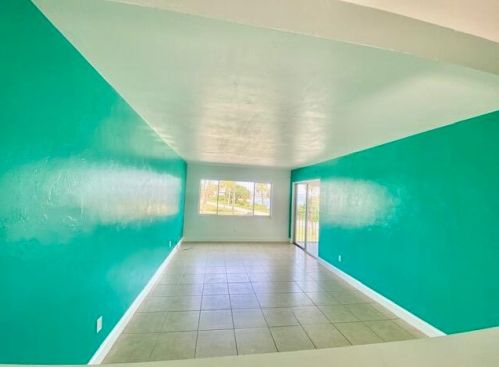 601 Indian River Dr, Fort Pierce FL  34950-1532 exterior