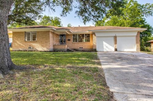 648 Calcutta Dr, Dallas TX  75241-1001 exterior