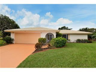 112 Raphael Pl, Nokomis, FL 34275-4202