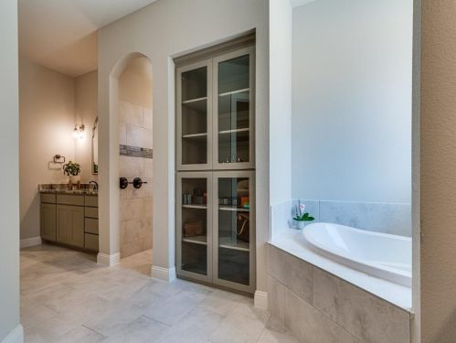 105 Water Garden Dr, Waxahachie TX  75165-6243 exterior