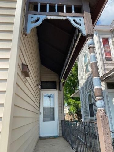 318 Lafayette Ave, Newport, KY 41073-1127