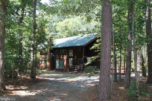 173 Windwood Coves Blvd, Mineral VA  23117-4852 exterior