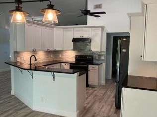 2145 Heathwood Cir, Fort Pierce, FL 34952-6925