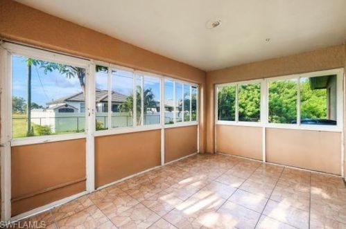 2738 4 Ter, Cape Coral FL  33991-1189 exterior