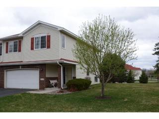 15657 Chasewood Ct, Lakeville, MN 55068-2590