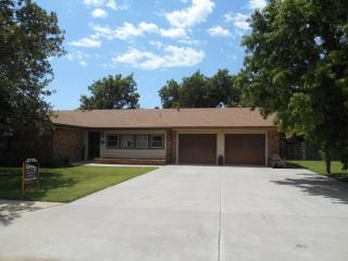 2207 Lynn St, Pampa, TX 79065-3237
