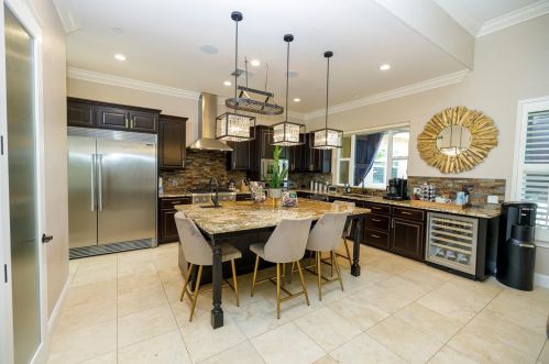 10709 Goldsborough Cir, Valley Home CA  95361-7648 exterior