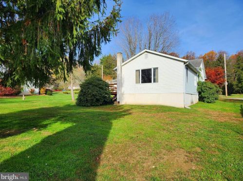 3706 Humpton Rd, Downingtown PA  19335-2126 exterior