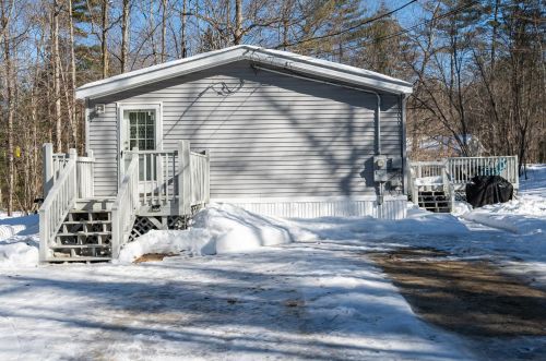 16 Saddle Back Cir, Ellsworth NH  03223-4748 exterior