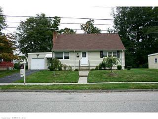 170 Legion Ave, Stratford, CT 06614-3945