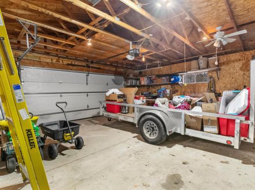 7136 Tannery Rd, Two Rivers WI  54241-9406 exterior