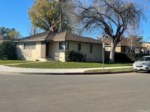 14549 La Maida St, Van Nuys, CA 91403-1646
