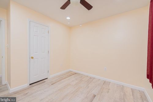 25 Bacon Ct, Dover DE  19901-2572 exterior