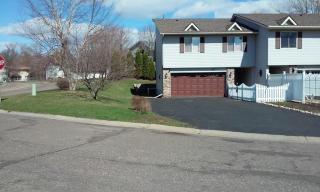 1251 Edgehill Ct, Saint Paul, MN 55109-2001