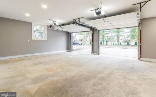 891 Kings Hwy, Pilesgrove NJ  08098-5456 exterior