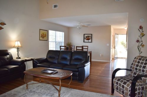 1366 Point Dr, Mount Pleasant SC  29466-9481 exterior