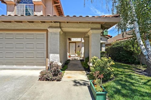 17092 Tassajara Cir, Morgan Hill CA  95037-7016 exterior