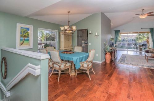 1405 Tiffany Ln, Naples, FL 34105-4872