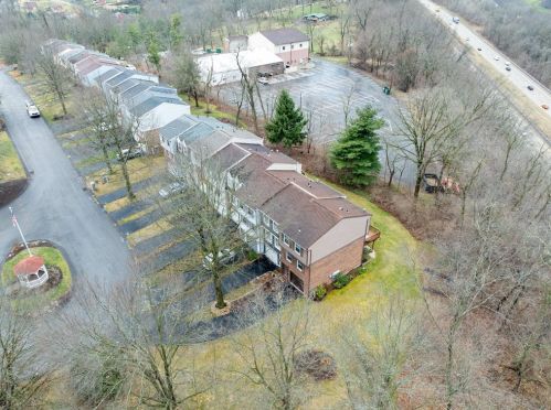 375 Redrome Cir, Bridgeville, PA 15017-3205